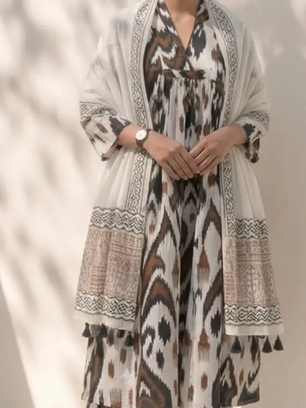 ikat2 A Chic Ikat-Print Churidar With A Matching Dupatta
