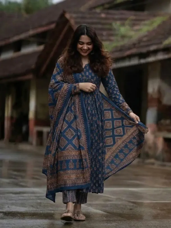 navy blue3 Ethnic Printed Kurti Set